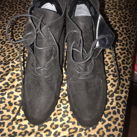 Black Wedge - Picture 3 of 3